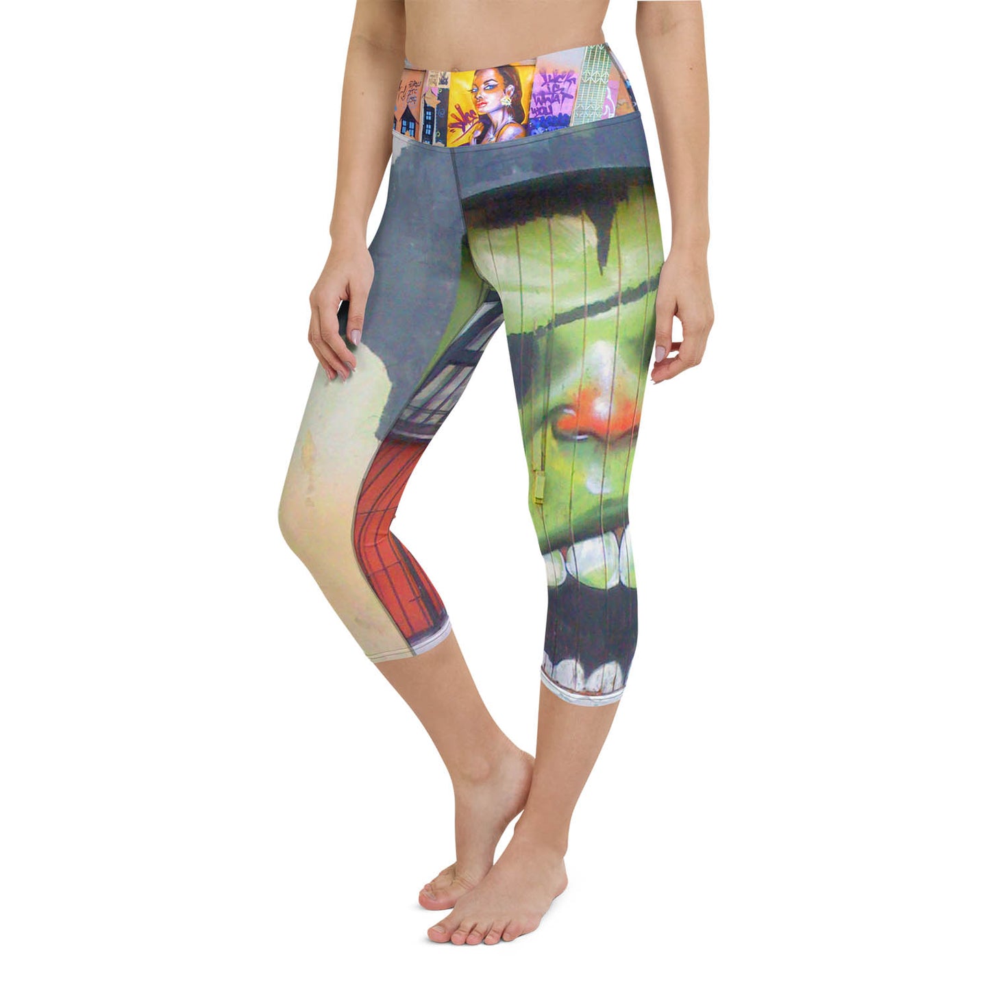 Los Angeles Graffiti Capri Workout Leggings